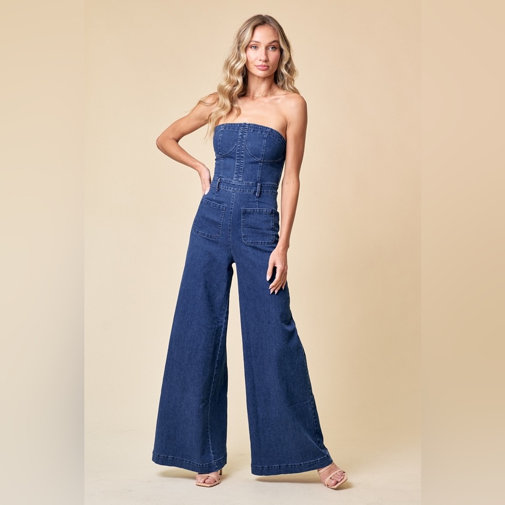 NWT!! TUBE TOP DENIM JUMPSUIT WITH POCKETS - Picture 2 of 6